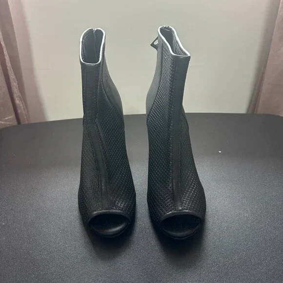 RUDSAK : Open-Toe Booties - Picture 2 of 5
